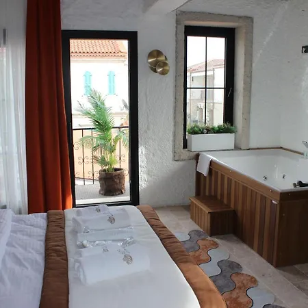 Aura Village Hotel Alaçatı