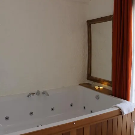 Aura Village Hotel Alaçatı