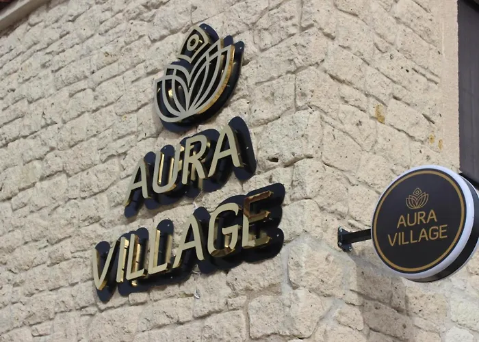 Aura Village Otel
